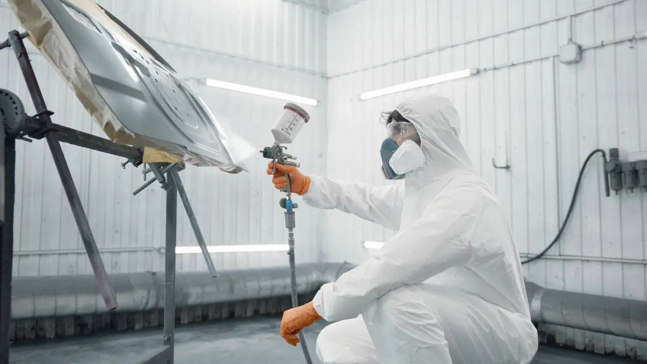 High-tech painting profession